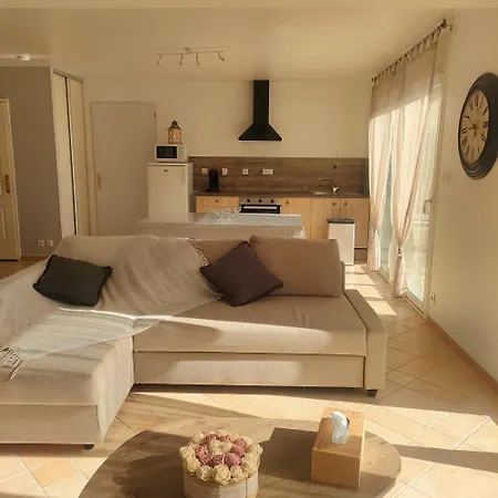 Holiday home Au Toit Des 4 Saisons
